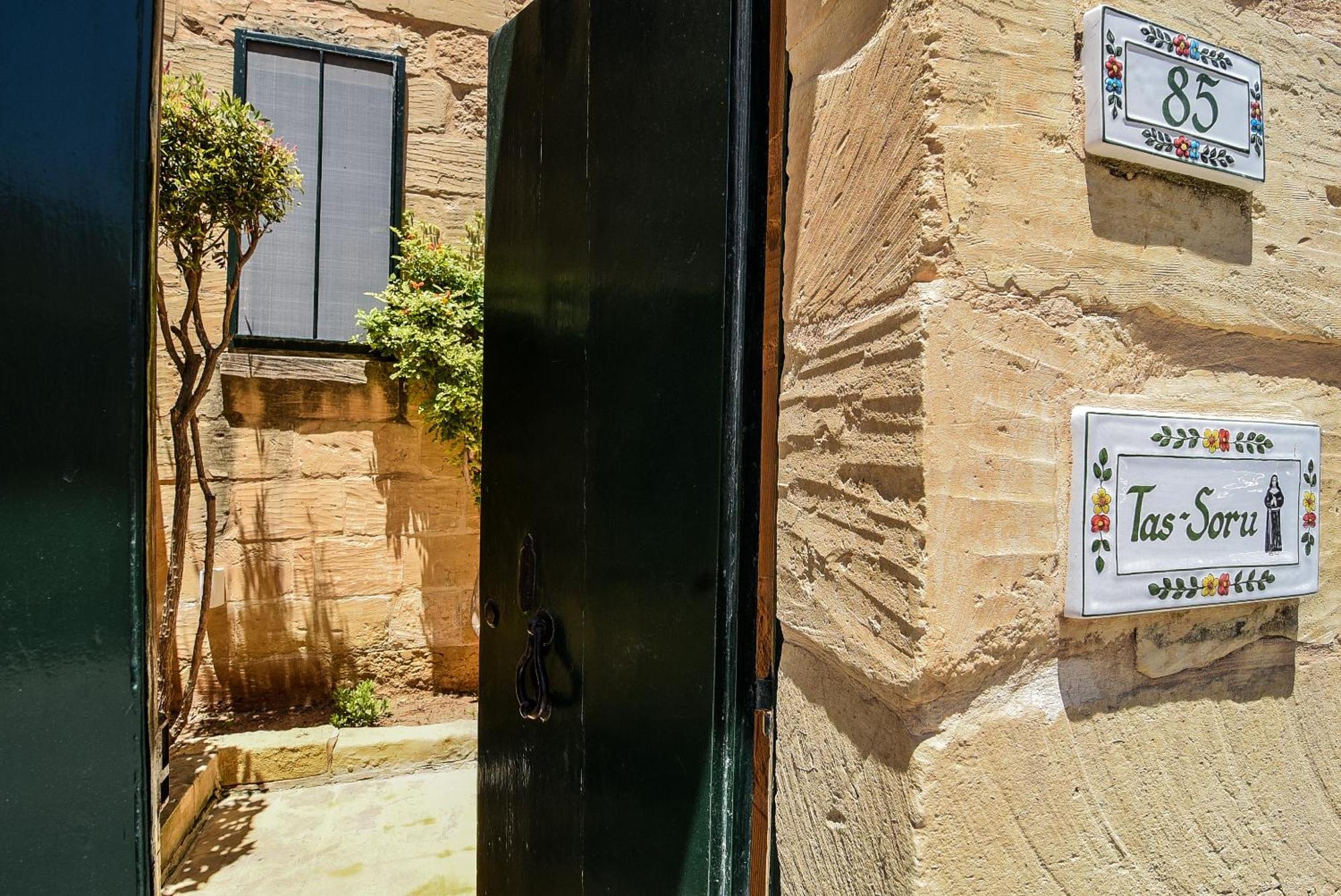 Gozo Escape Vila Għasri Exterior foto